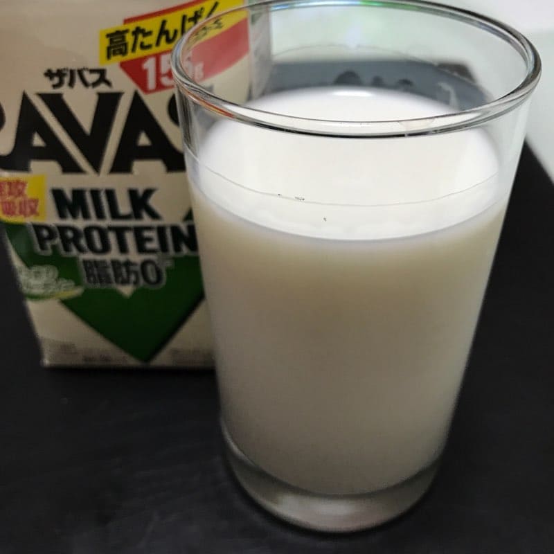 ザバス（SAVAS）のミルクプロテイン（430ml）のフルーティー風味